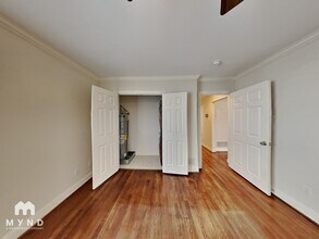 6111 Ellsworth Ave in Dallas, TX - Foto de edificio - Building Photo