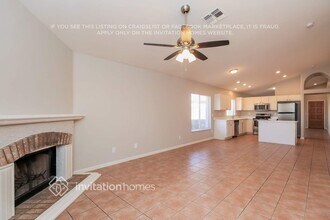 8820 N 44th Ln in Glendale, AZ - Building Photo - Building Photo