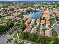 7004 Cataluna Cir in Delray Beach, FL - Foto de edificio - Building Photo