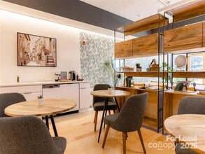 1824 N Brevard St in Charlotte, NC - Building Photo - Building Photo