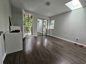 1318 Ross Rd in North Vancouver, BC - Building Photo - Building Photo