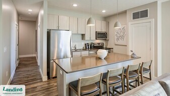 3973 Woolcock Dr in Myrtle Beach, SC - Building Photo