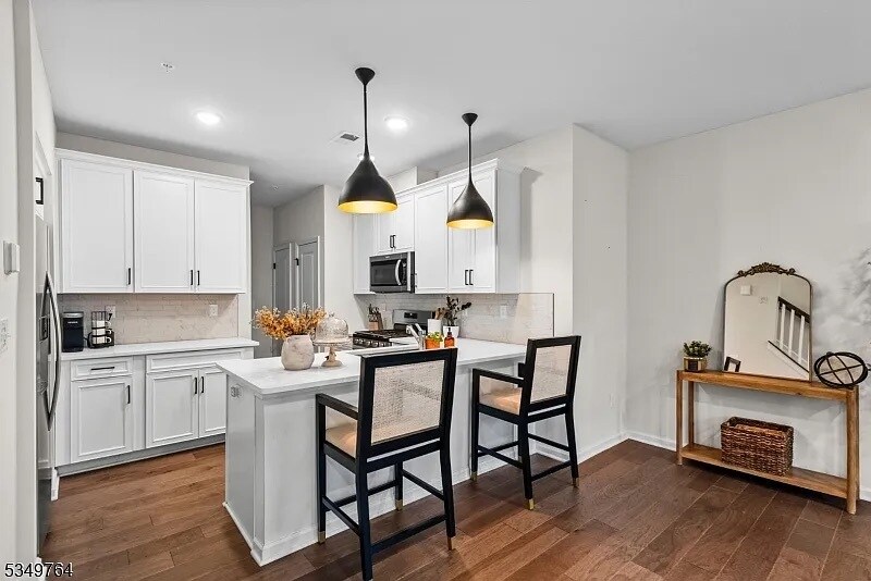 3 Sadie Cir in Union, NJ - Building Photo