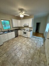 285 Sycamore Dr in Athens, GA - Building Photo - Building Photo