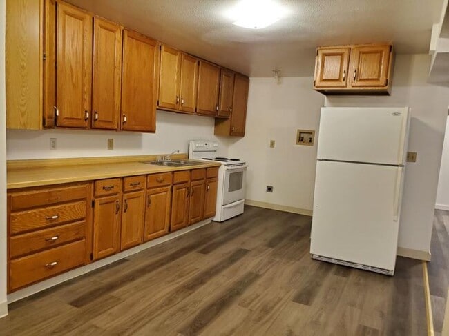 property at 2805 3rd Ave S