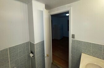 106 Carpenter St in Pawtucket, RI - Building Photo - Building Photo
