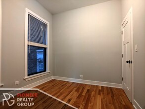 635 W Oakdale Ave, Unit 647-1 in Chicago, IL - Building Photo - Building Photo