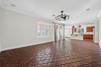 8224 Imperial Lakes St in Las Vegas, NV - Foto de edificio - Building Photo