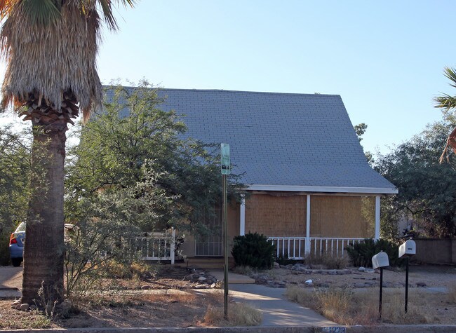 1223 N 1st Ave in Tucson, AZ - Foto de edificio - Building Photo