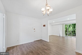 11606 Vantage Hill Rd in Reston, VA - Building Photo - Building Photo