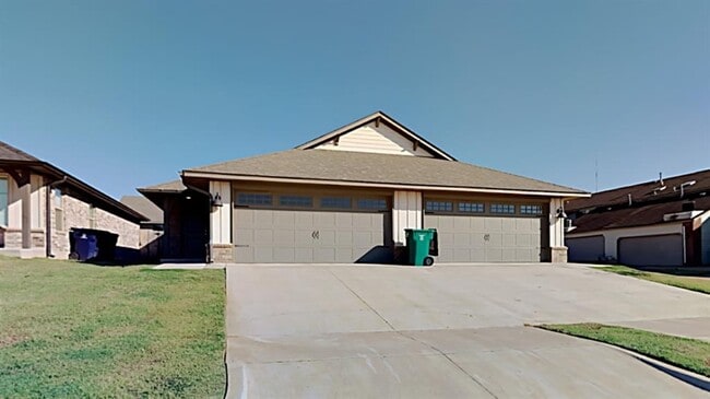 443 Summit Ridge Dr in Oklahoma City, OK - Building Photo - Building Photo