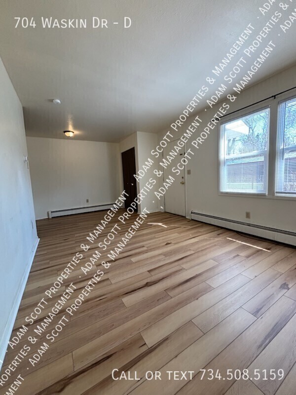 704 Waskin Dr-Unit -D in Tecumseh, MI - Building Photo - Building Photo