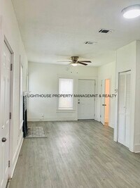 3012 Rosselle St in Jacksonville, FL - Building Photo - Building Photo