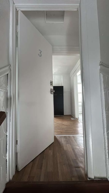 308 Bessemer Ave, Unit 3 in East Pittsburgh, PA - Building Photo - Building Photo