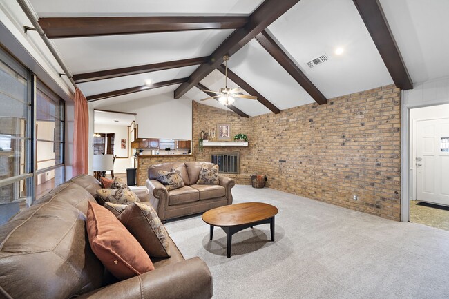 property at 4912 Goose Creek Dr