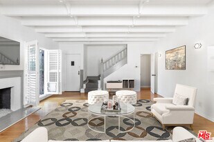 329 N Swall Dr in Beverly Hills, CA - Building Photo