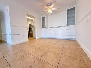 5020 NW 79th Ave in Doral, FL - Building Photo - Building Photo