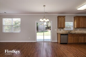 7347 Lamplighter Close Dr in Matthews, NC - Building Photo - Building Photo