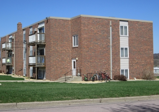 1505 N German St in New Ulm, MN - Foto de edificio - Building Photo