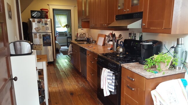 78 Lawrence St, Unit #3 in New Haven, CT - Building Photo - Building Photo