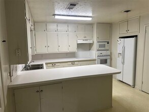 418 Elm St in Lewisville, TX - Building Photo - Building Photo