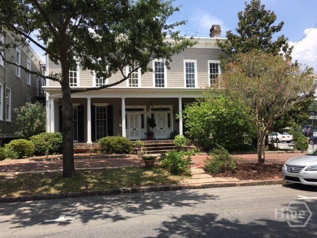 226 E Gwinnett St in Savannah, GA - Building Photo