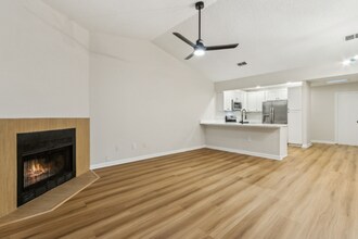3801 Crown Point Rd in Jacksonville, FL - Building Photo - Building Photo