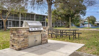 Waterchase Apartments in Largo, FL - Building Photo - Building Photo