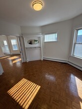 25 Loring St, Unit 3 in Somerville, MA - Building Photo - Building Photo