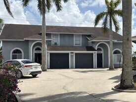 13614 Yarmouth Ct in Wellington, FL - Building Photo