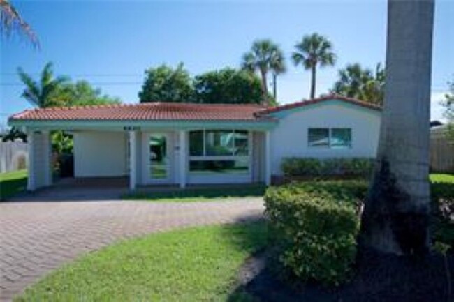 6620 NE 20th Way in Fort Lauderdale, FL - Building Photo - Building Photo