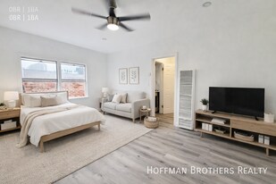 2362 W Washington Blvd in Los Angeles, CA - Building Photo