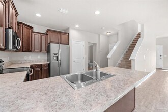 8645 Bucklebury Dr in Pensacola, FL - Building Photo - Building Photo