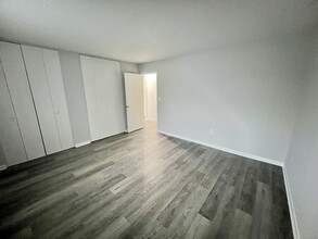 51-61 Wildman St in Danbury, CT - Building Photo - Building Photo