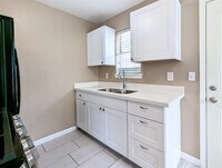 5220 Antha St photo'