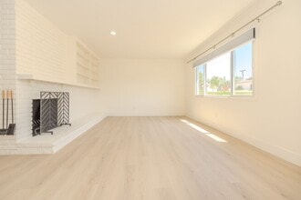 6180 Veemac Ave in La Mesa, CA - Building Photo - Building Photo