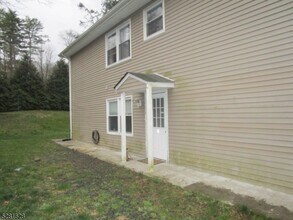 359 Lake Shore S in Montague, NJ - Building Photo - Building Photo