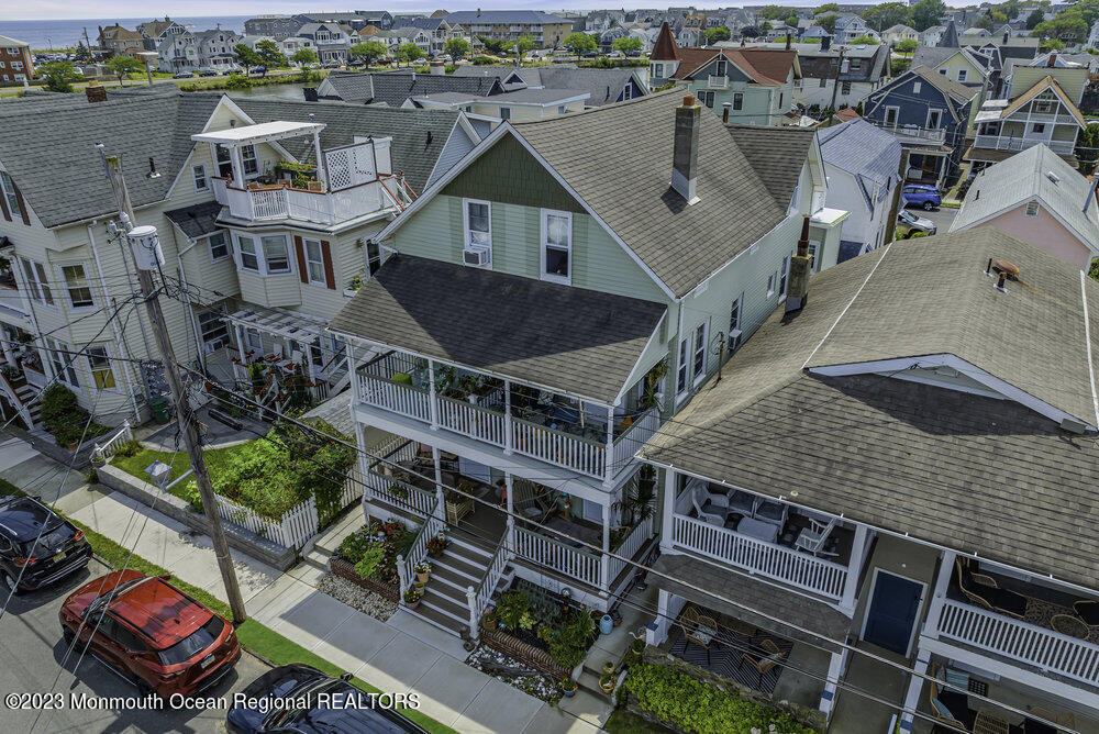 48 Cookman Ave in Ocean Grove, NJ - Foto de edificio