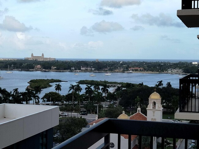 property at 701 S Olive Ave