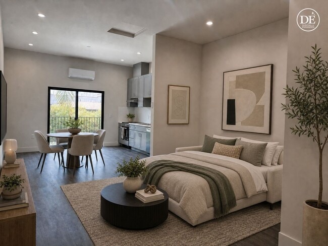 1702 S Hoover St, Unit 201 in Los Angeles, CA - Foto de edificio - Building Photo