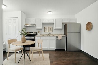 501 Kristina Dr in Bellefontaine, OH - Building Photo - Building Photo