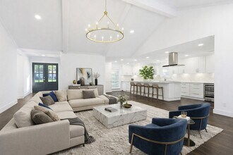 2410 Del Norte St in Houston, TX - Foto de edificio - Building Photo