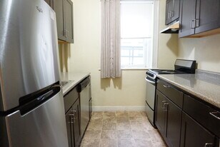 165 Kelton St, Unit 12A in Boston, MA - Building Photo