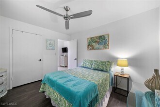 83 7th St in Bonita Springs, FL - Building Photo - Building Photo