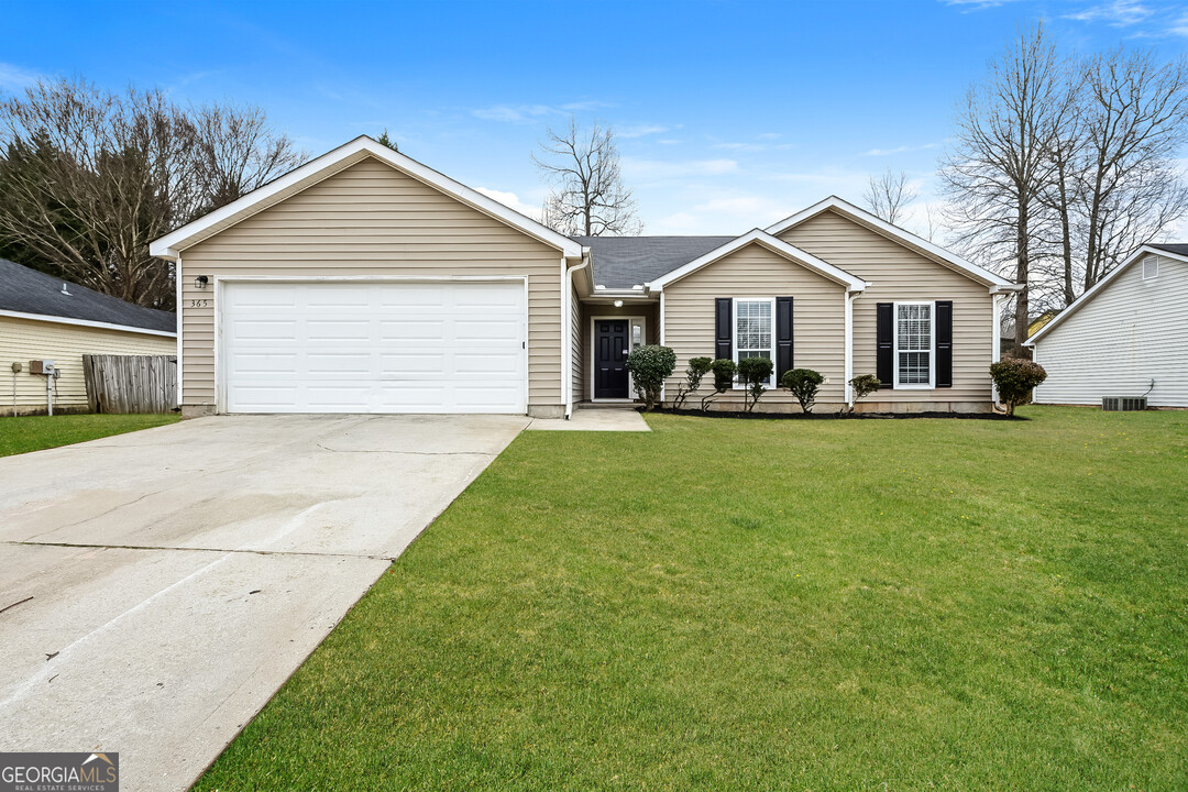 365 Westside Dr in Jonesboro, GA - Building Photo