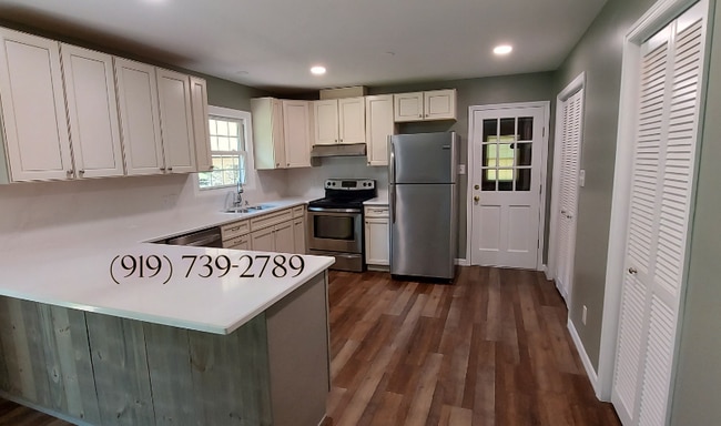 3023 Huffines Dr in Burlington, NC - Foto de edificio - Building Photo