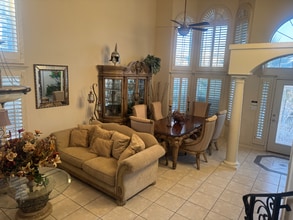 13582 Emerald Coast Ln in Horizon City, TX - Foto de edificio - Building Photo