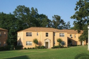 Oak Meadows Apartments in Shreveport, LA - Foto de edificio