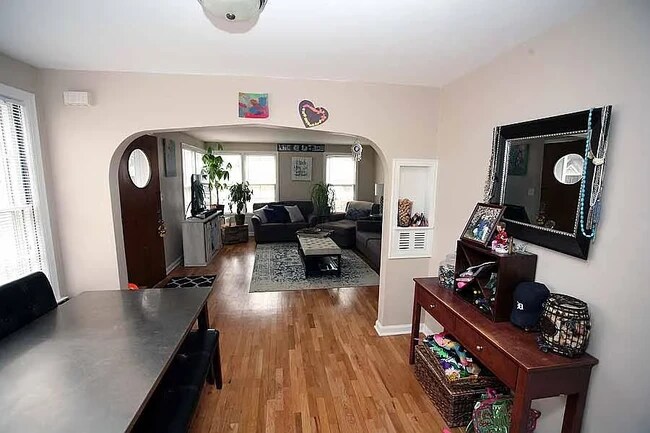 220 Madison St in Chelsea, MI - Building Photo - Building Photo