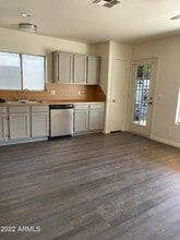10111 W Colter St in Glendale, AZ - Building Photo - Building Photo